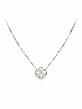 Freshwater Pearl Clover Necklace